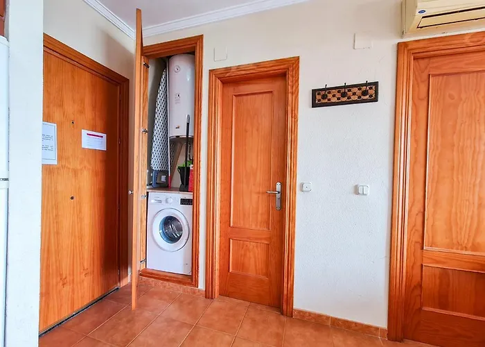 Apartman Benalbeach Vistas Al Mar Con Parking Y Wifi