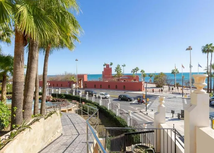 Benalbeach Vistas Al Mar Con Parking Y Wifi Apartman